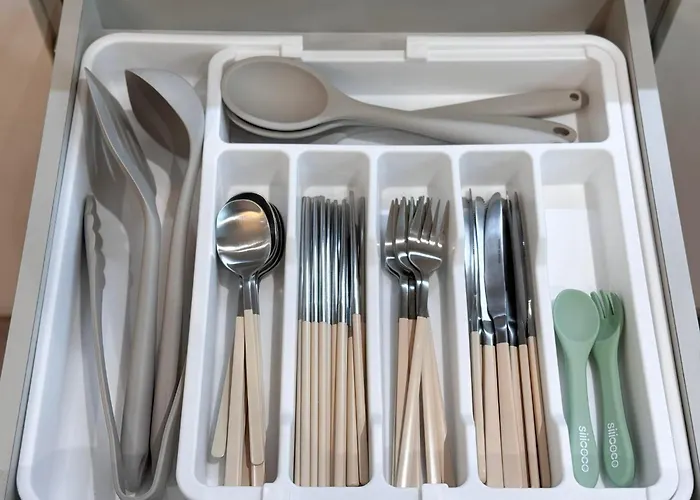 Lehaim 르하임 마포구청역 5분 * Seoul